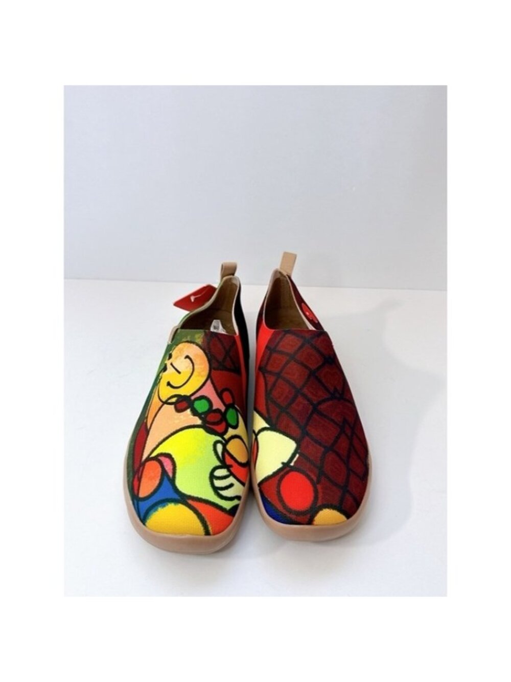 Size 10.5 UIN Dreamy Hug Slip-On Shoes Women’s Colorful Canvas Travel Flats